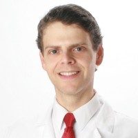 Dr Ari Magill